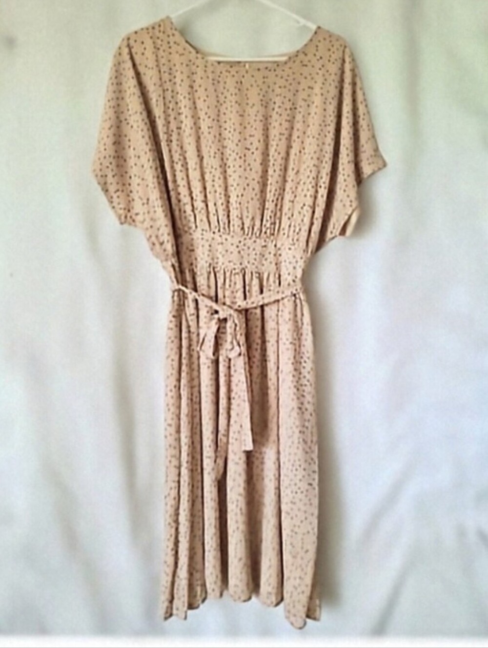 “Lucy Avenue” Beige w/ Black Teardrop-Print Midi Dress